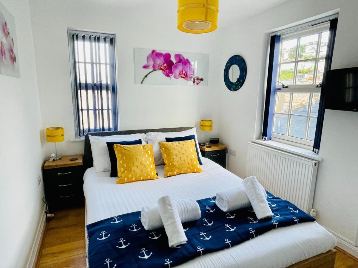Captains Rest - 2 Bedroom Apartment In The Heart Of Бриксем Экстерьер фото